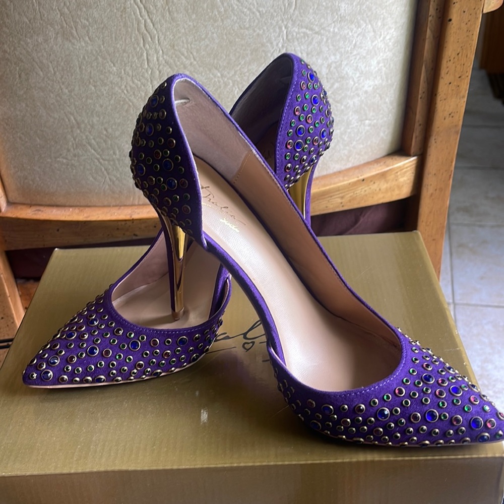 Sexy, purple shoe, size 8, lightly worn